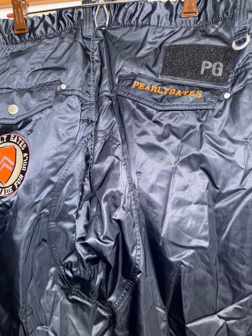 中古 美品 サイズ6 パーリーゲイツ ゴルフパンツ ワッペン ブラック