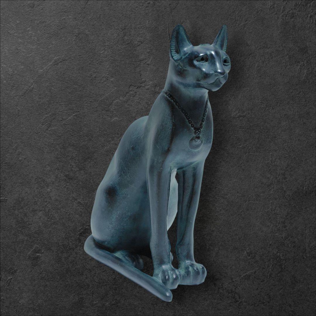 複製彫刻 ネックレスをしたバステト女神 猫 樹脂製 置物 美品 正規品