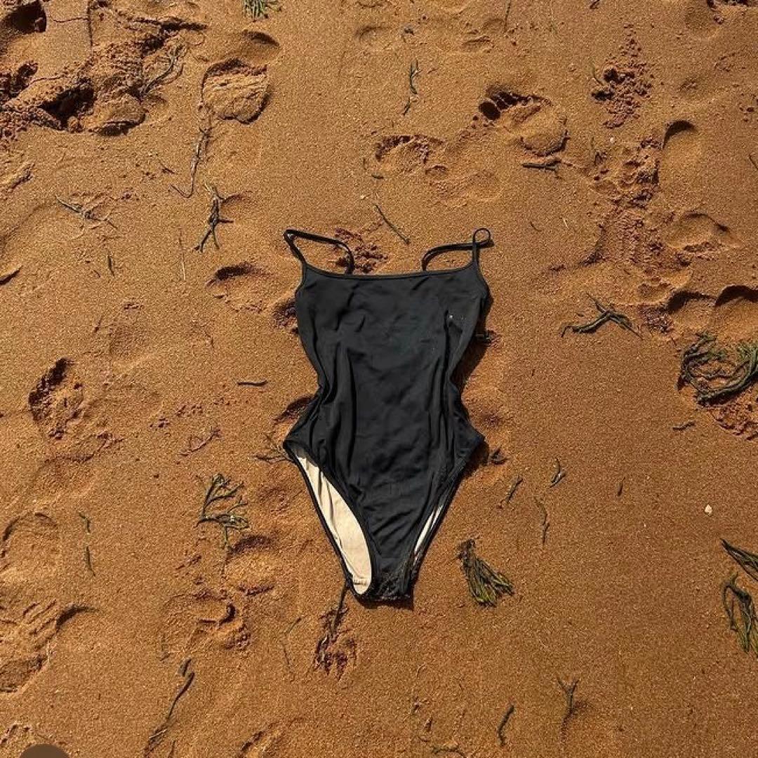 nu swim ブラック ワンピース 水着