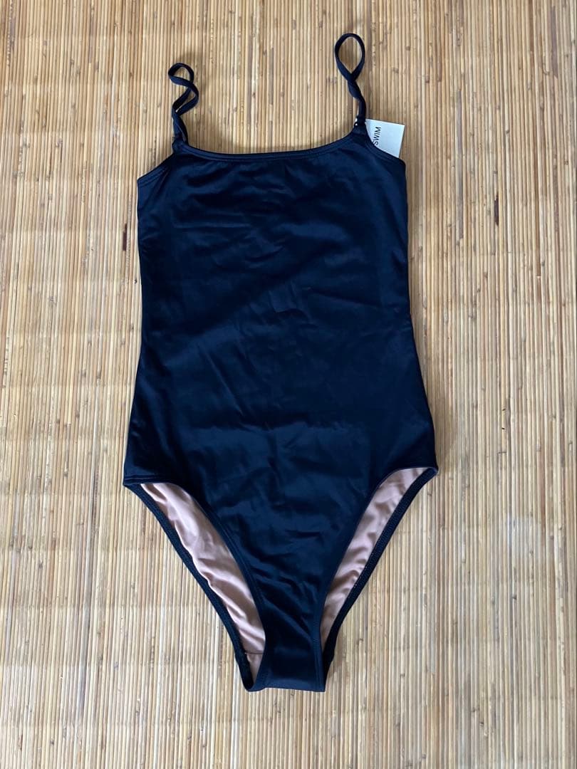 nu swim ブラック ワンピース 水着