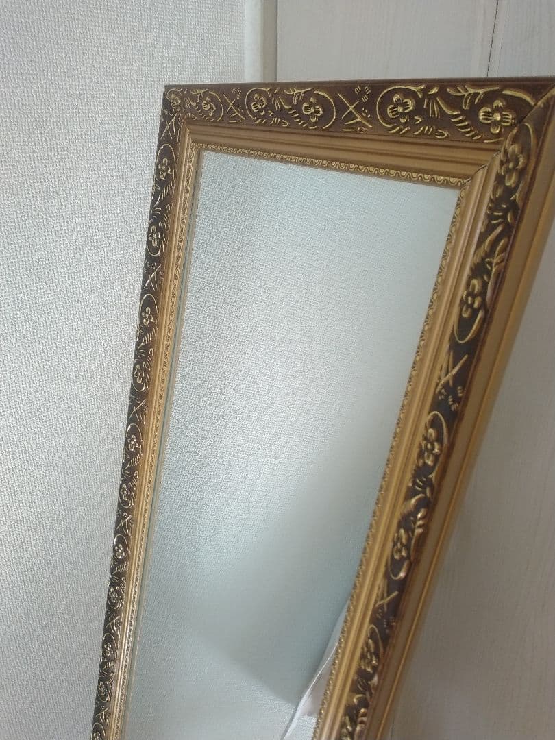 アンティーク　天然木枠のスタンドミラー