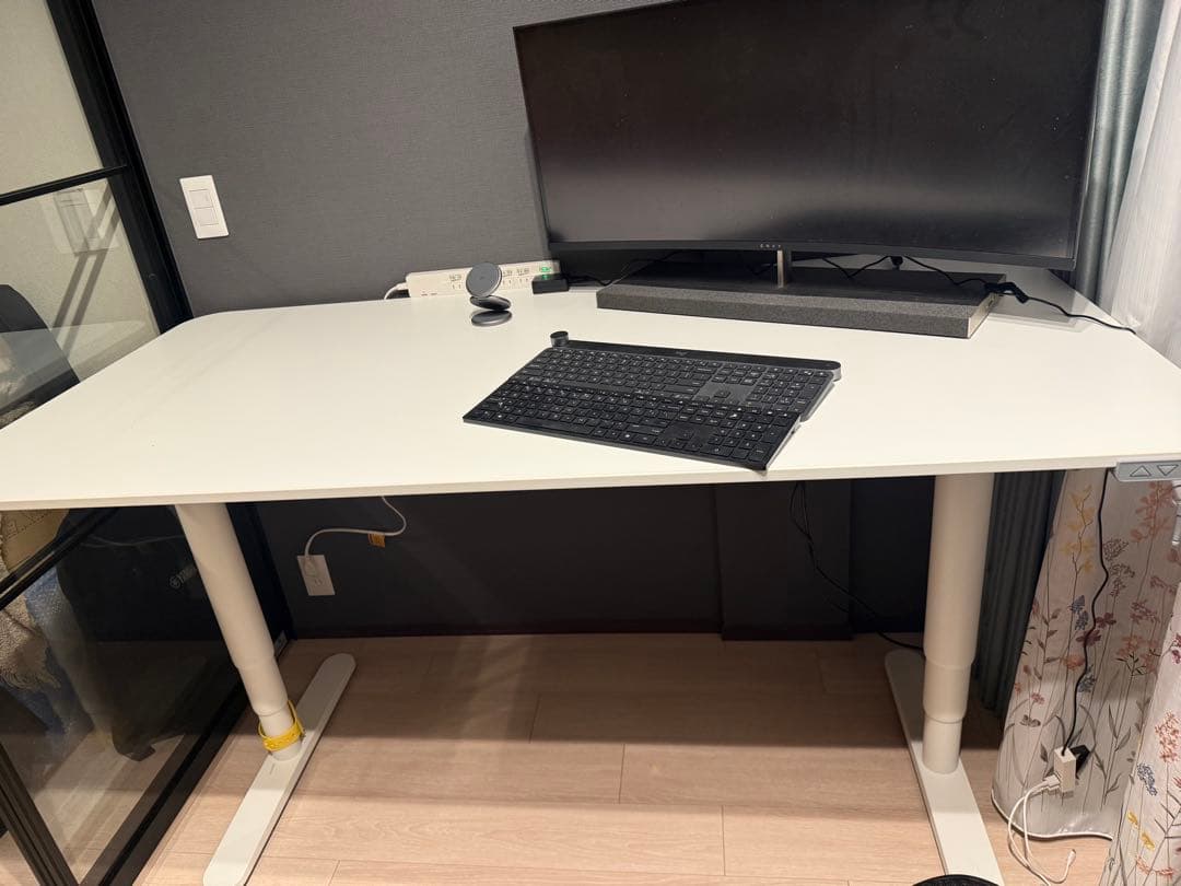 【イケヤ】IKEA BEKANT ベカント 電動昇降式デスク 160x80cm