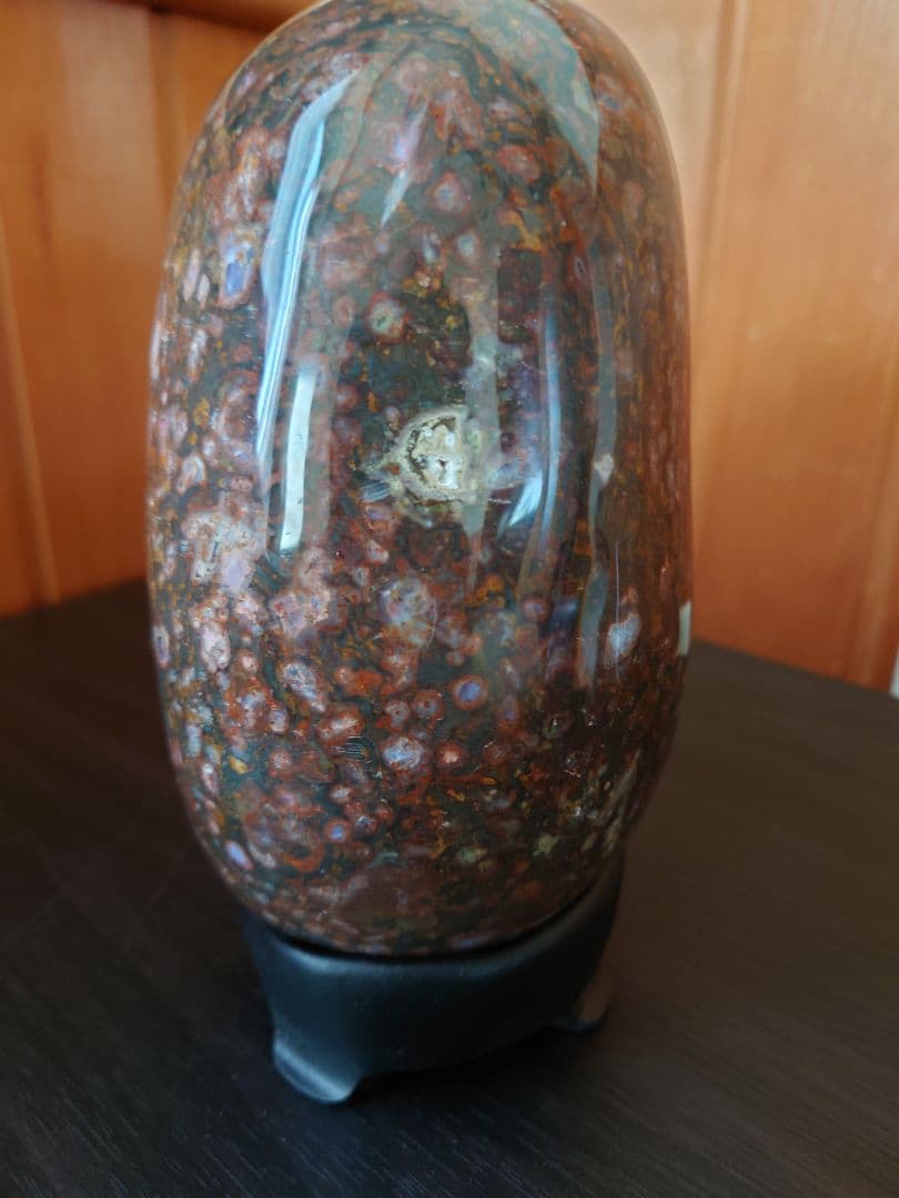 津軽　錦石　台座付き　鑑賞石　青森県津軽西海岸　自然石　盆石　水石