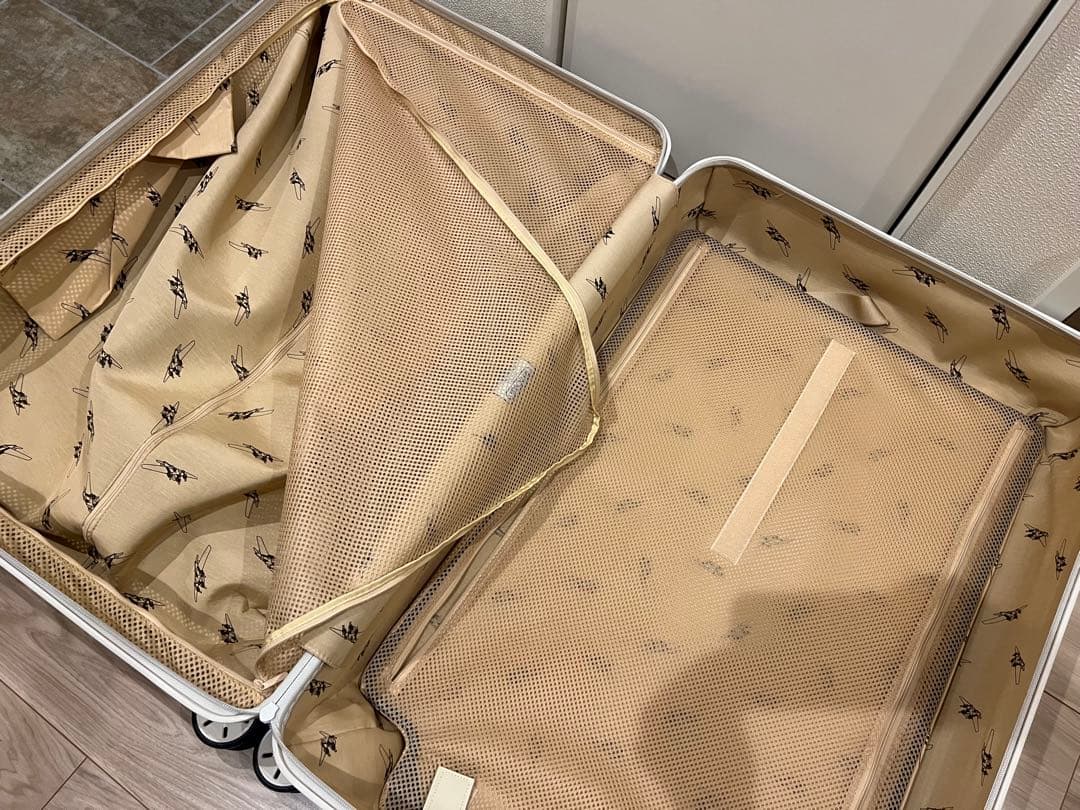 リモワRIMOWA ユナイテッドアローズコラボ　スーツケース　101L