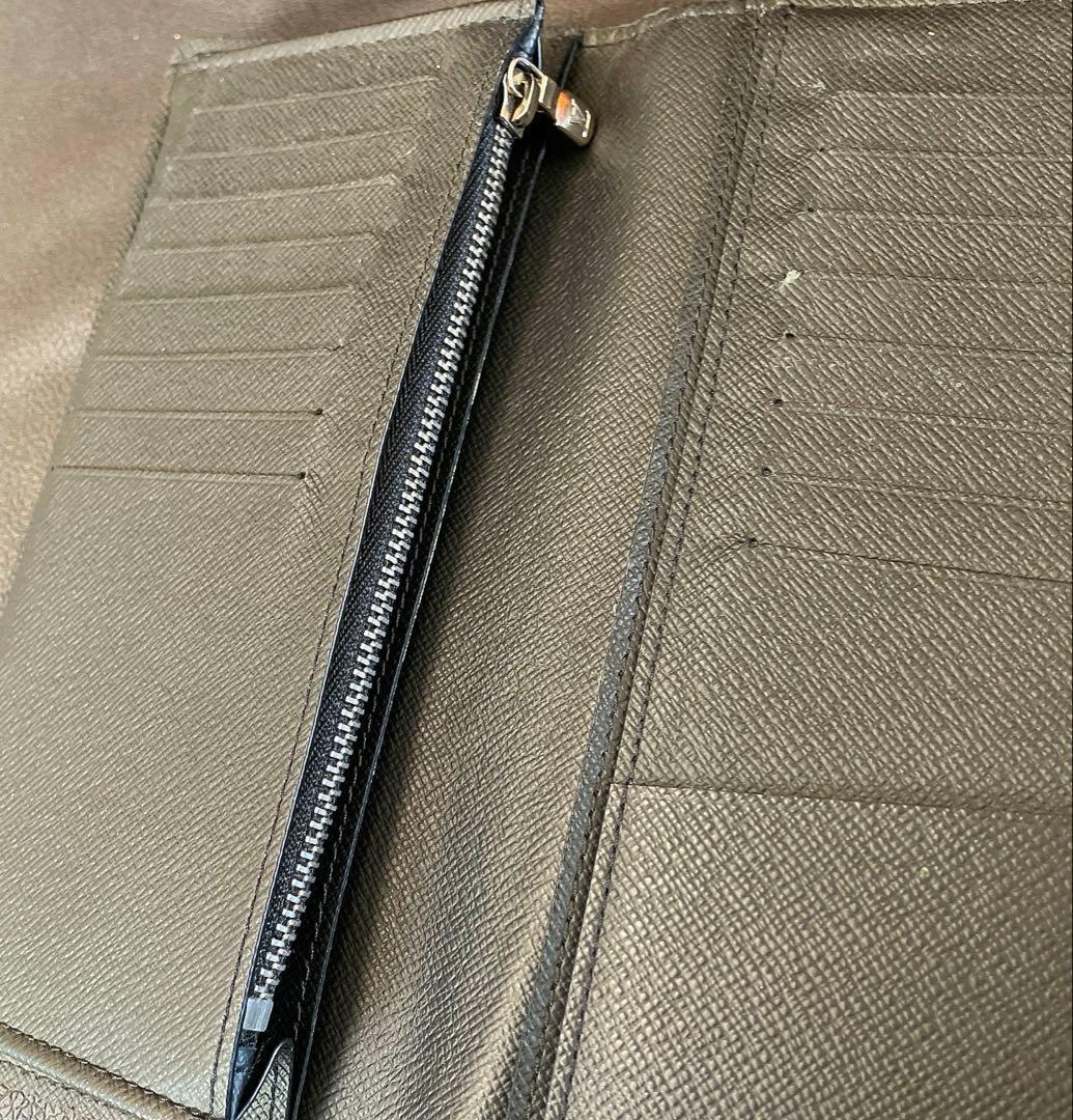 ルイヴィトン ポルトフォイユ・ブラザ タイガ 長財布