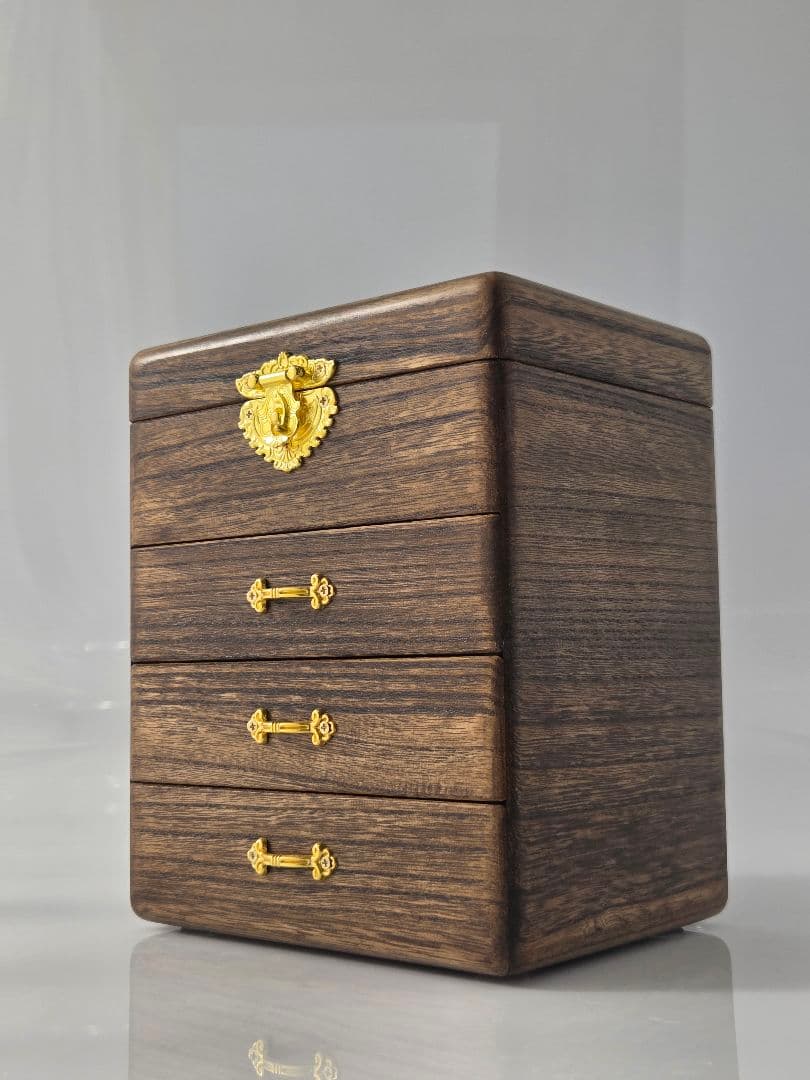 ジュエリーボックス、引き出し3段、ダイソートレイ8枚付き