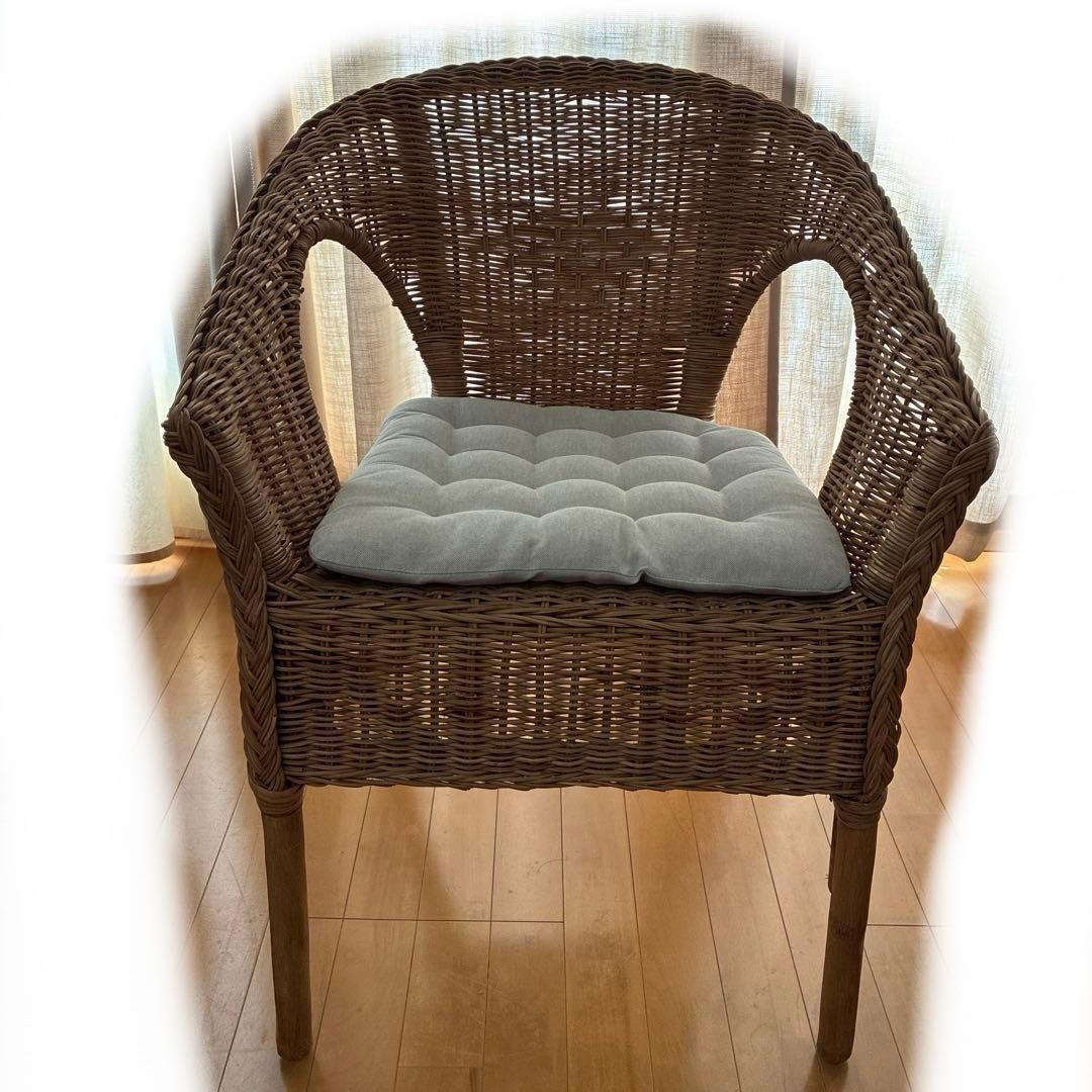 IKEA イケア　AGEN ラタンチェア　籐　椅子　クッション付