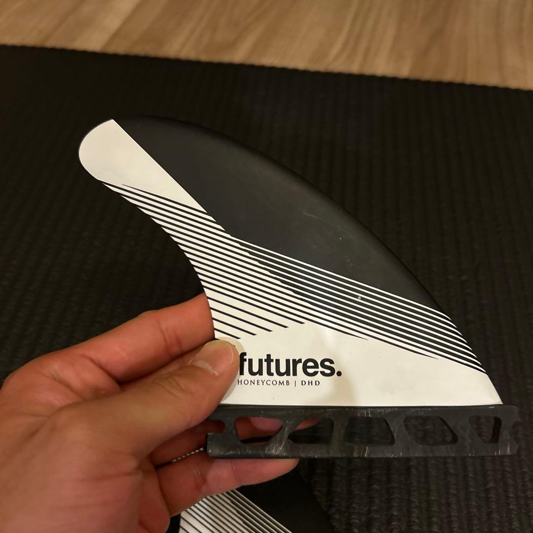futures DHD ミディアム サーフボードフィン