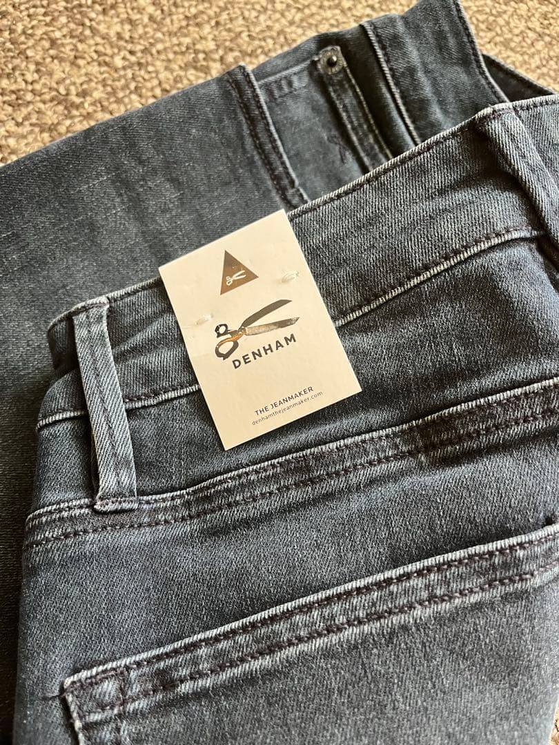 【Darenn】DENHAM レディース　ストレートデニム ダークグレー