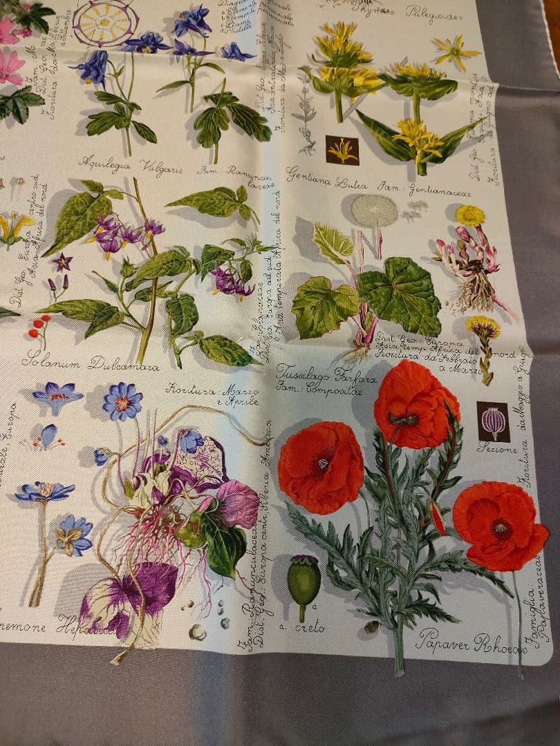 h29 超美品　マンテロ　スカーフ　シルク100