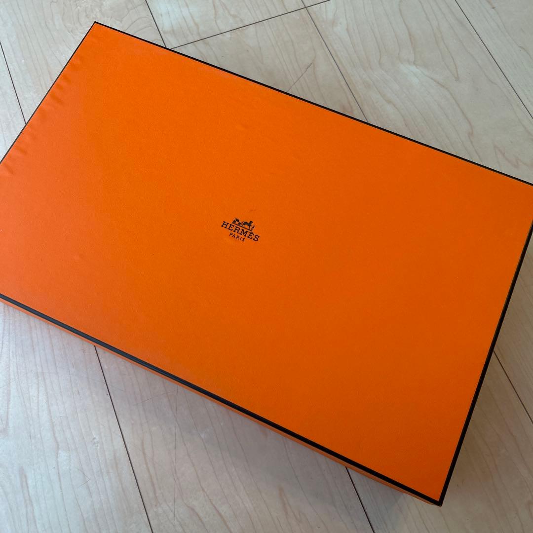 HERMES ベージュタオルと石鹸のギフトセット