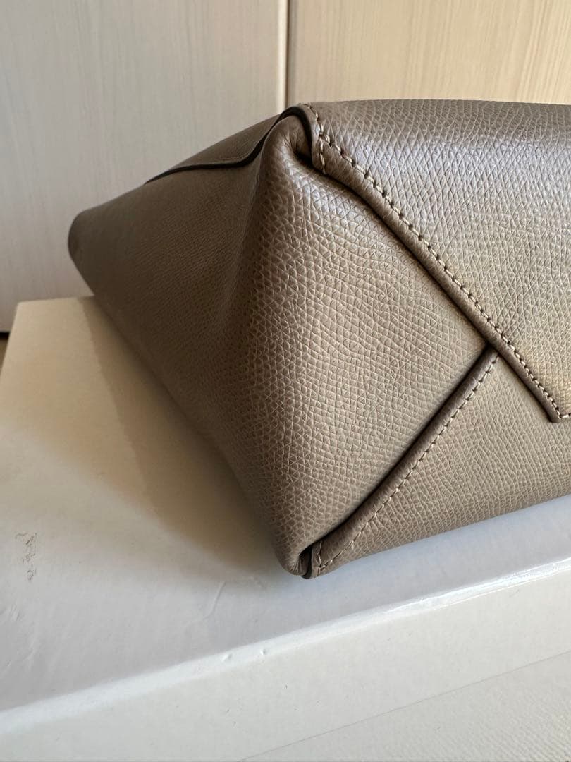 セリーヌ　スモール　カバ