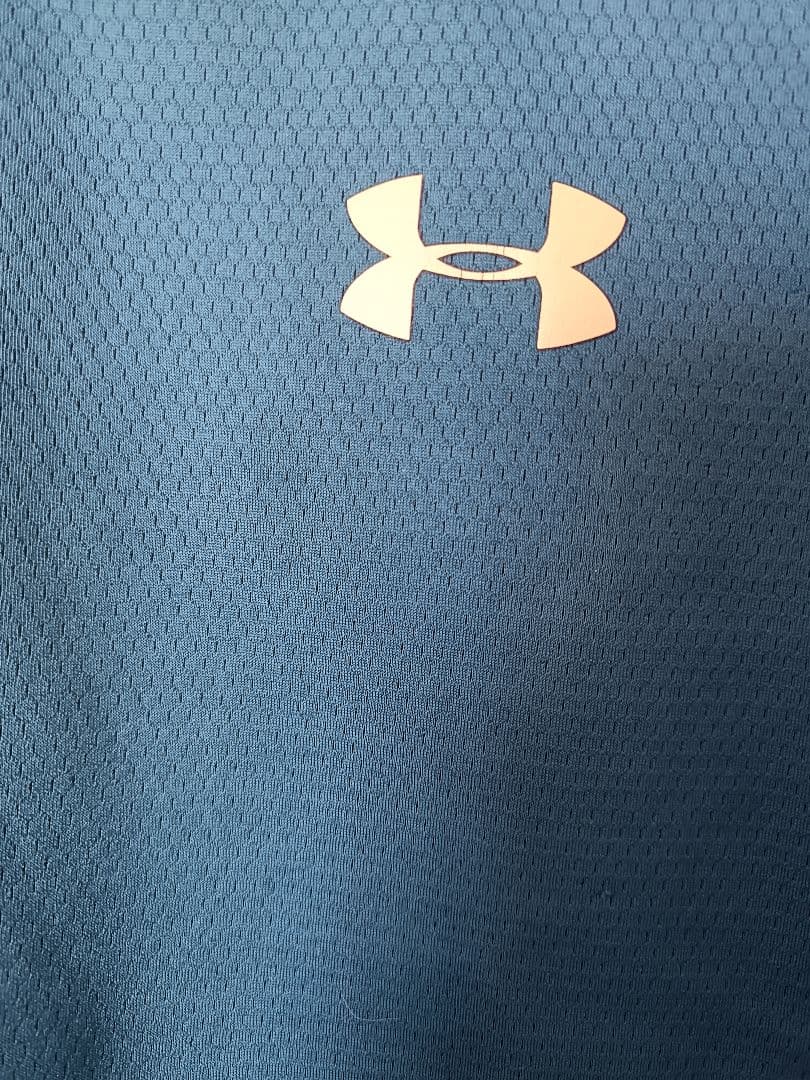 【値下げ】Under Armour 新品ポロシャツとウインドーブレーカーセット