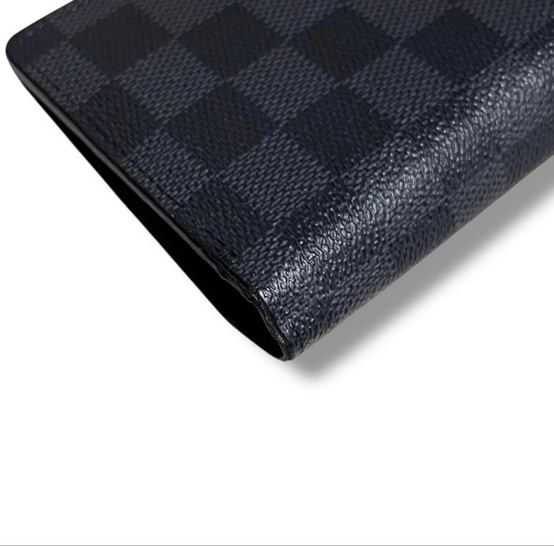 ルイヴィトン ダミエ グラフィット ポルトフォイユブラザ