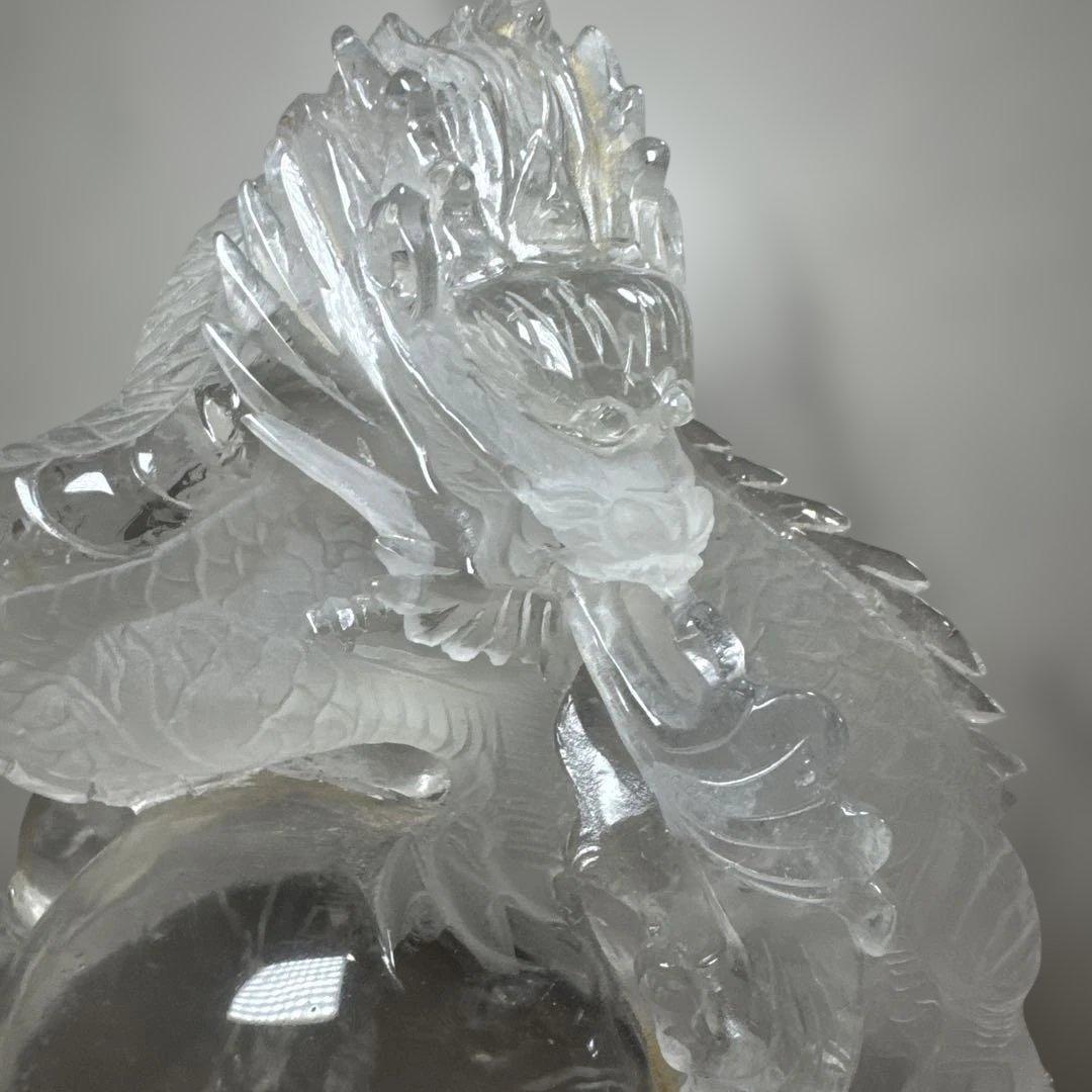 【圧巻3.1kg】天然水晶 双龍彫刻 台座付 巨大玉持ち 置物