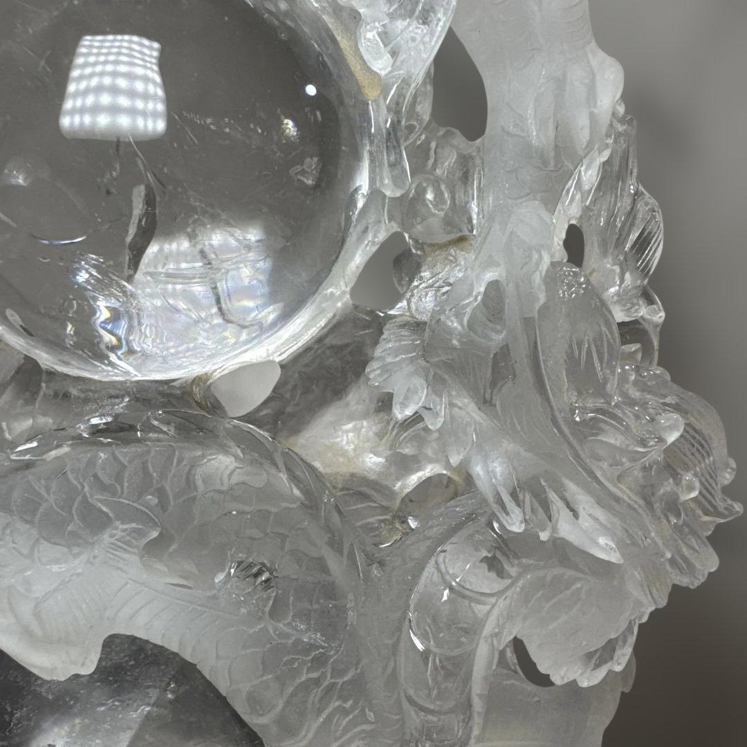 【圧巻3.1kg】天然水晶 双龍彫刻 台座付 巨大玉持ち 置物