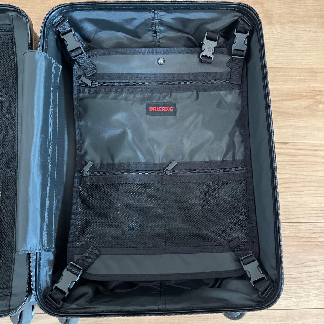 BRIEFING ブラック キャリーケース TSAロック付き(37リットル)