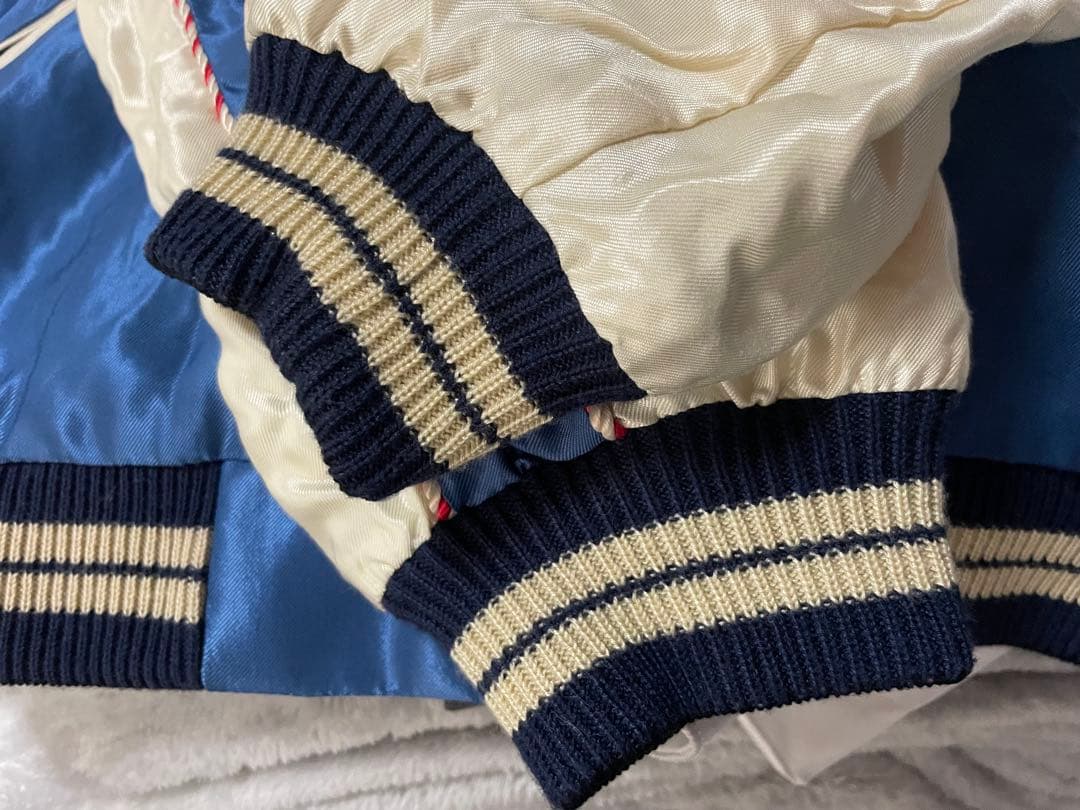 横須賀美術館スカジャン展モデル東洋 スカジャン テーラー東洋 リバーシブル