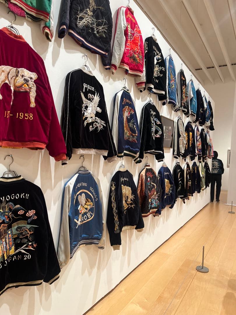 横須賀美術館スカジャン展モデル東洋 スカジャン テーラー東洋 リバーシブル