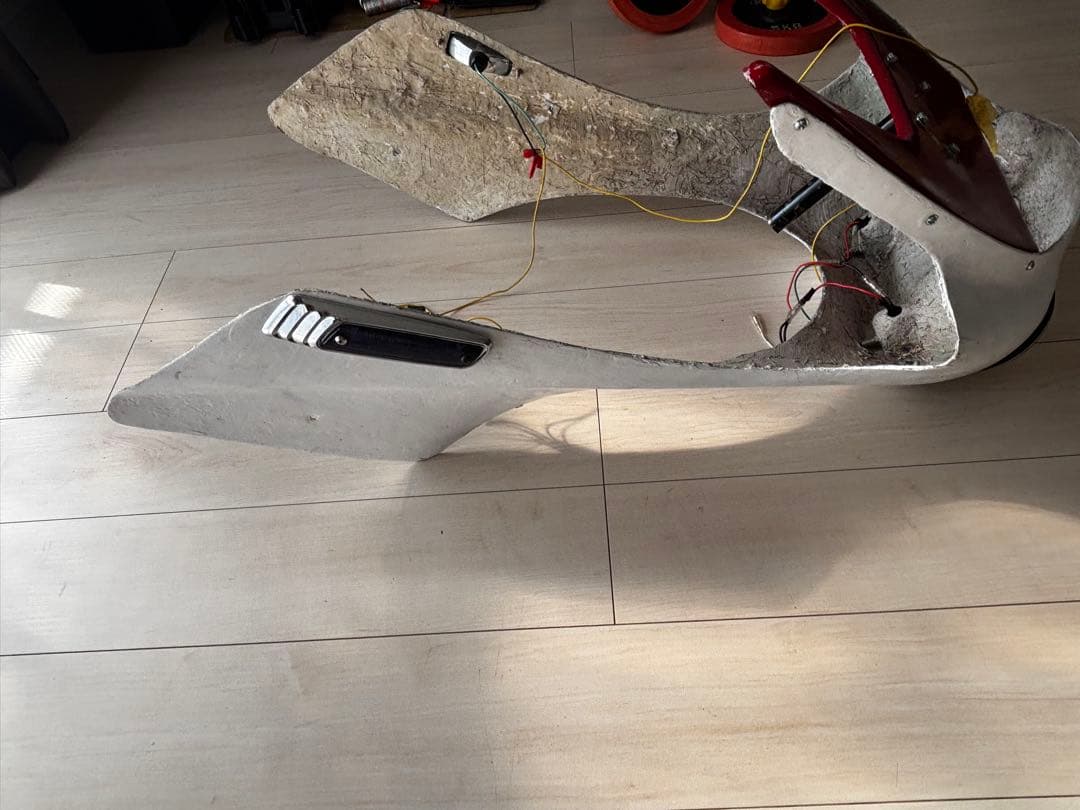 バイクカウル イエローライト付き デュアルカウル、ロケットカウル