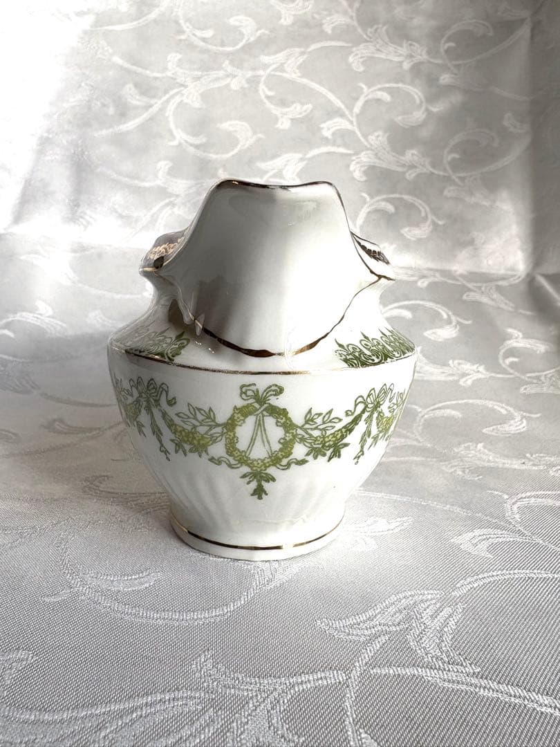 フランスアンティーク　金彩　リボン&フラワーリース　ティーセット　ボンボニエール