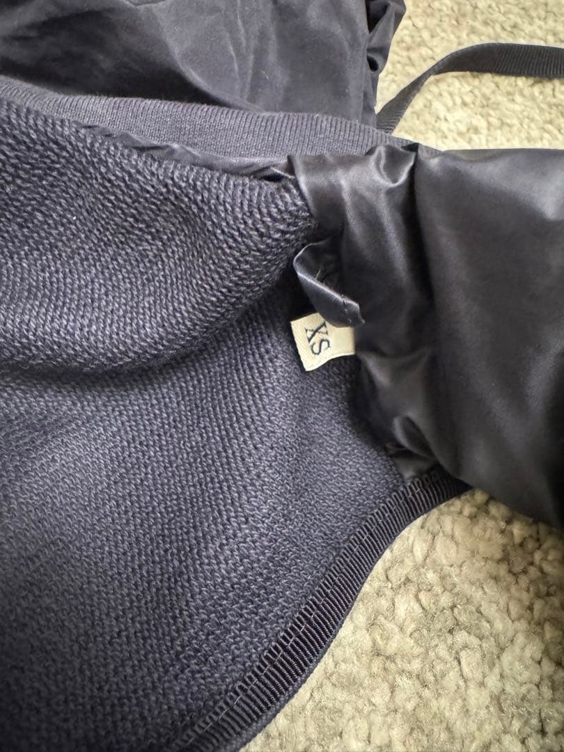 MONCLER ネイビー ダウンベスト フード付き