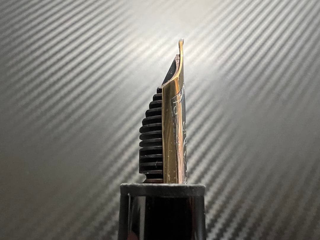 モンブラン マイスターシュテュック ル・グラン146 万年筆 中白 B 太字