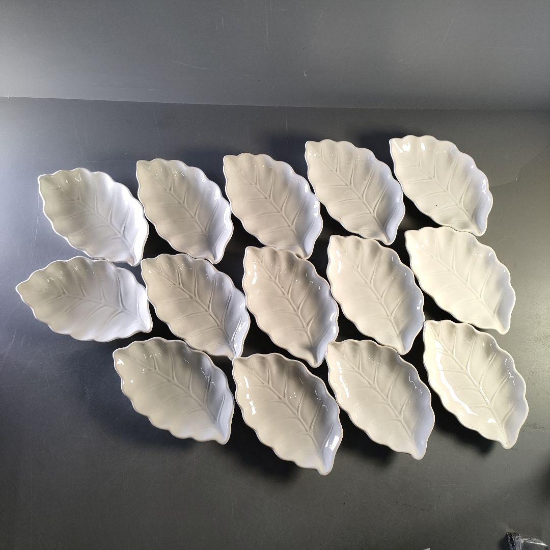 A1283-4/在銘/葉形銘々皿14客/向付/飾皿/盛皿/菓子皿/懐石道具/