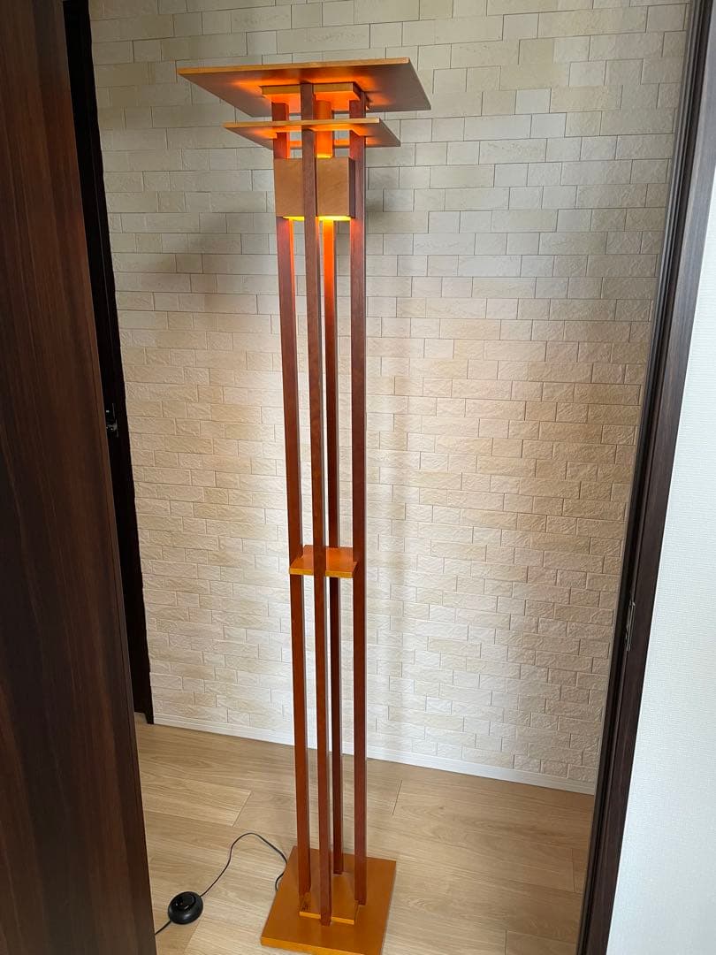 スタンドライト YAMAGIWA F3210LE-H 内山章一デザイン