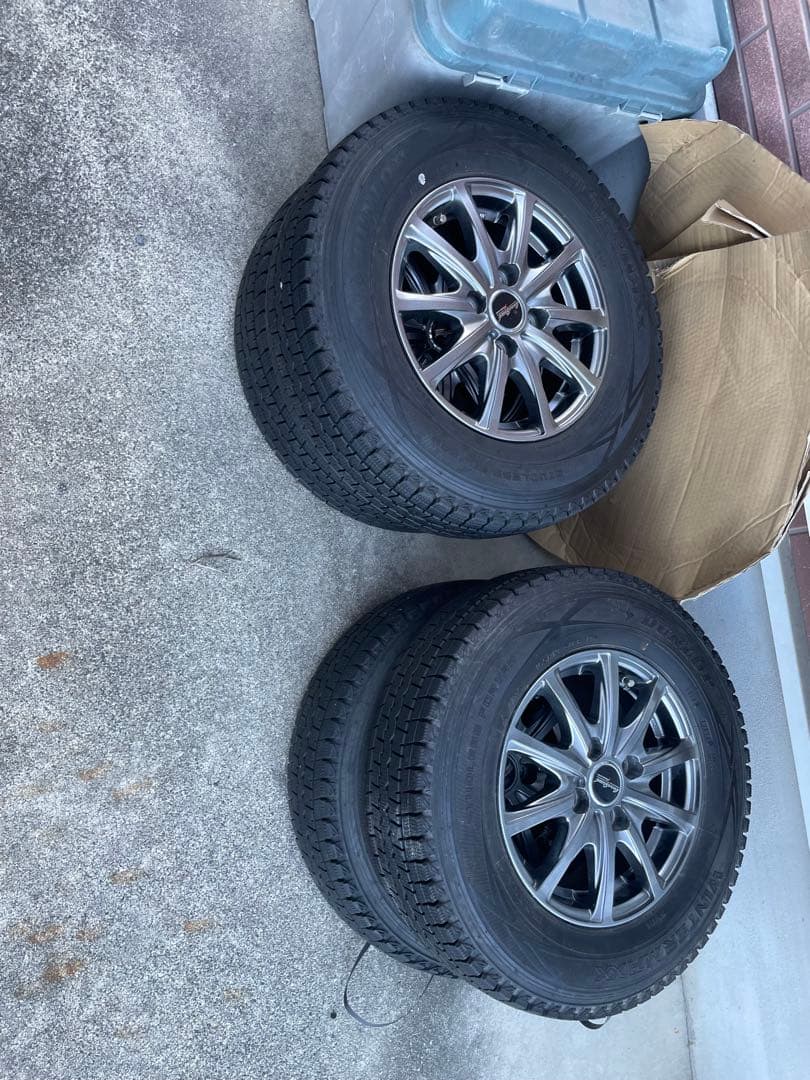 8 DUNLOP 165/R13 LT 6PR 2021年製 スタッドレス