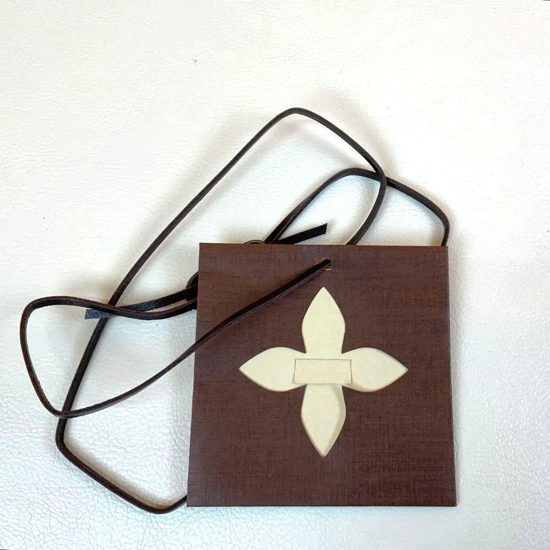 【美品】ルイヴィトン マヒナ ポルトフォイユイリスコンパクト 財布