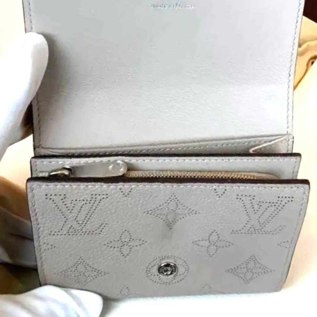 【美品】ルイヴィトン マヒナ ポルトフォイユイリスコンパクト 財布