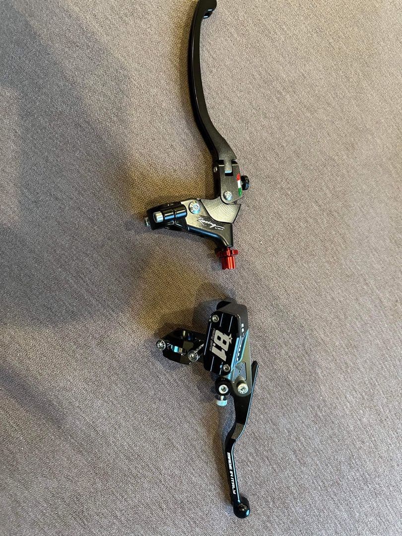 ブレーキ クラッチレバー マスターシリンダー8.1 italiacnc1か月発送