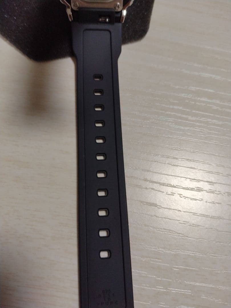 【美品、最終価格】G-SHOCK　デジタル　シルバー　GM-S5600