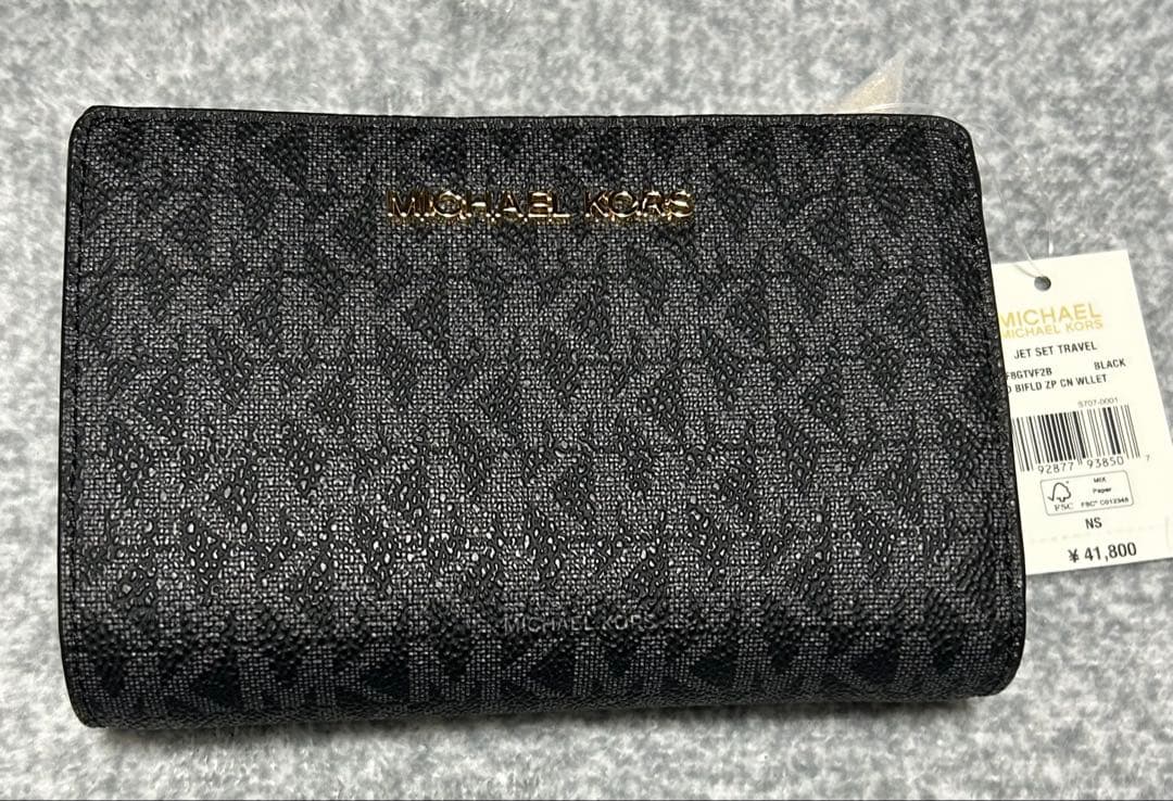 MICHAEL KORS JET SET TRAVEL 二つ折り財布 ブラック