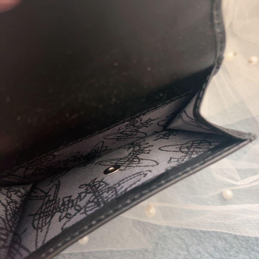 Vivienne Westwoodブラック 三つ折り財布 エンボス加工