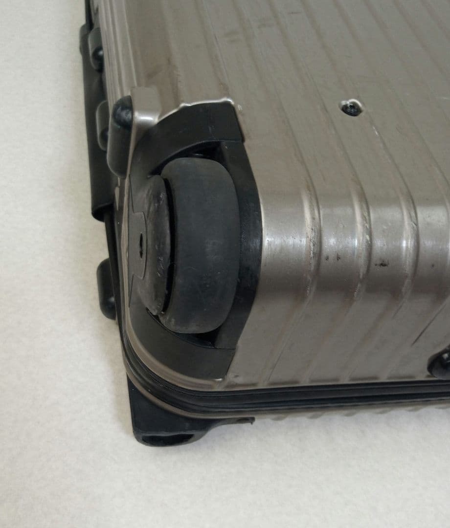 RIMOWA サルサ　SALSA 35L 機内持ち込みサイズ *AN28