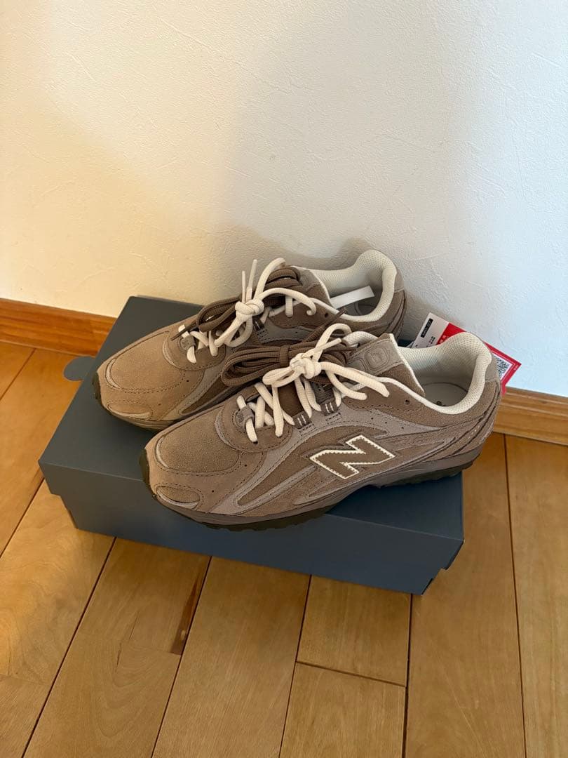 New Balance ブラウン スニーカー miumiu 204l