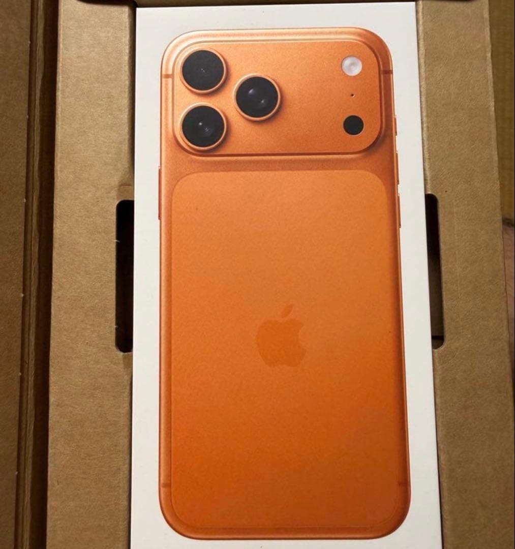 新品未開封　iPhone17ProMax 256GB コズミックオレンジ