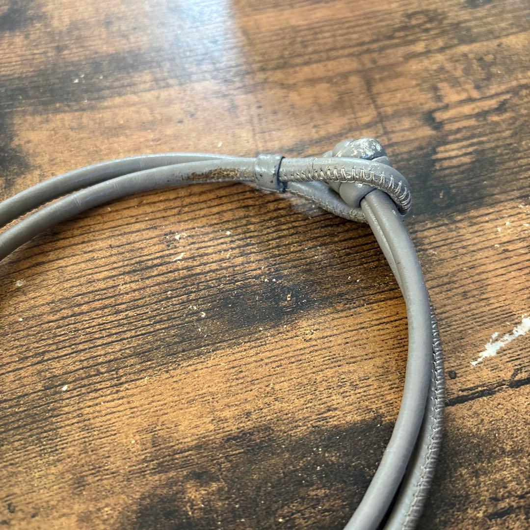 MIZUKI グレー レザー ブレスレット/ネックレス