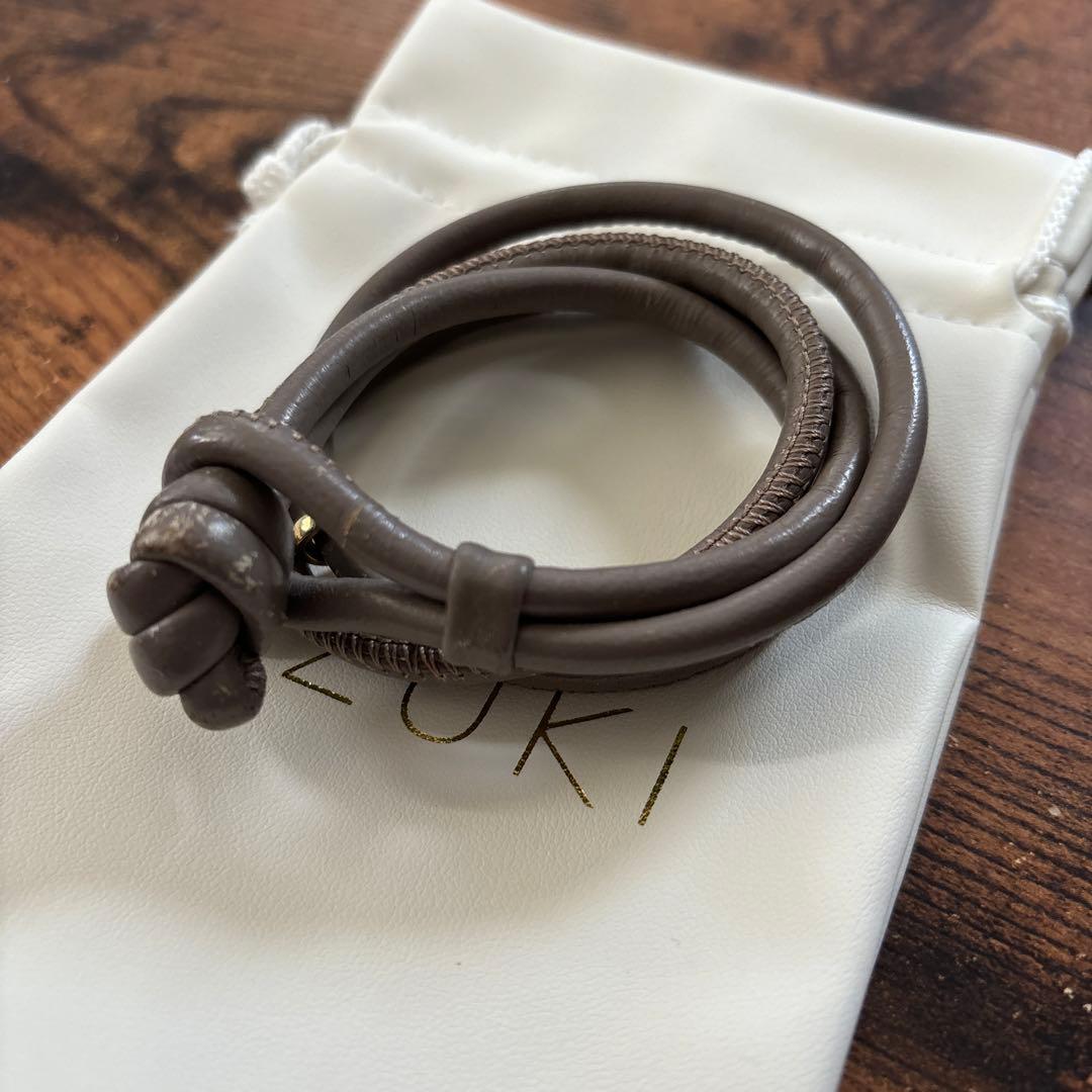 MIZUKI グレー レザー ブレスレット/ネックレス