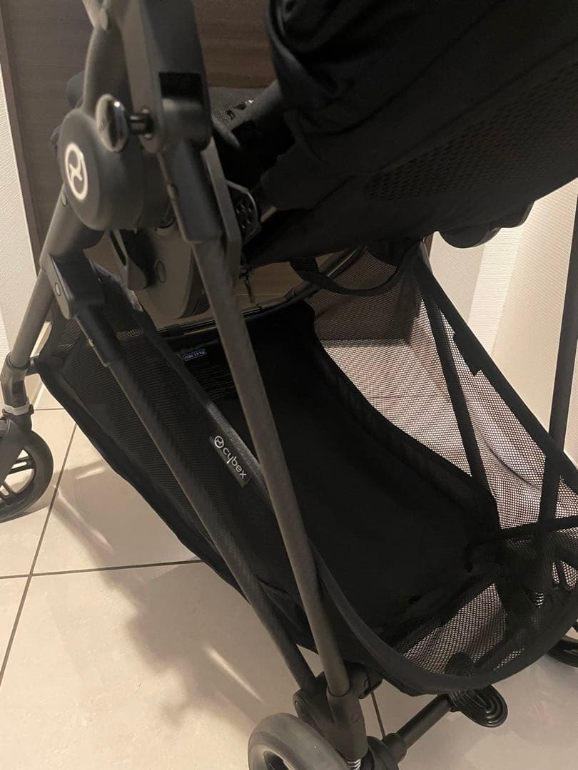 メリオカーボン　ブラック　アカチャンホンポ限定モデル ベビーカー CYBEX