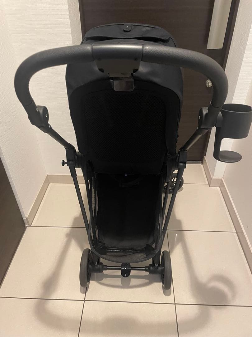 メリオカーボン　ブラック　アカチャンホンポ限定モデル ベビーカー CYBEX
