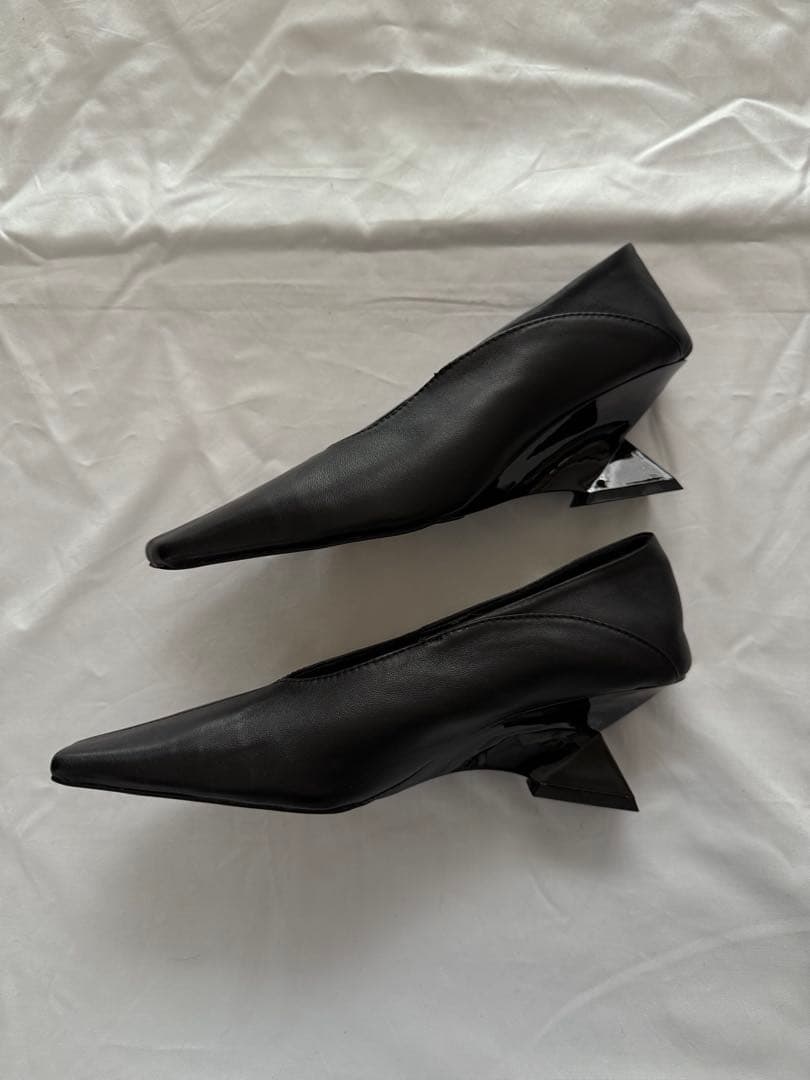 AMERI CONSTRUCTIVE HEEL BABOUCHE M アメリ