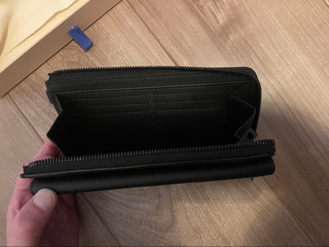【極美品】ルイヴィトン 長財布 トリヨンアエログラム ジッピー ドラゴンヌ 黒
