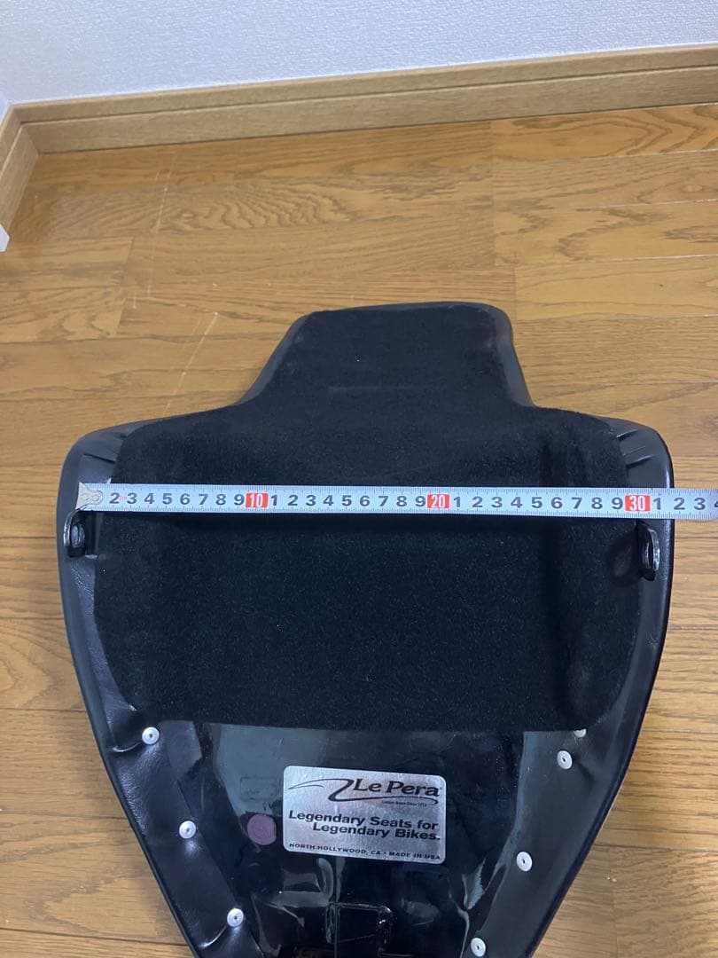 ラペラ　Le Pera ハーレー　ソフテイル　ソロシート　FXST FLST