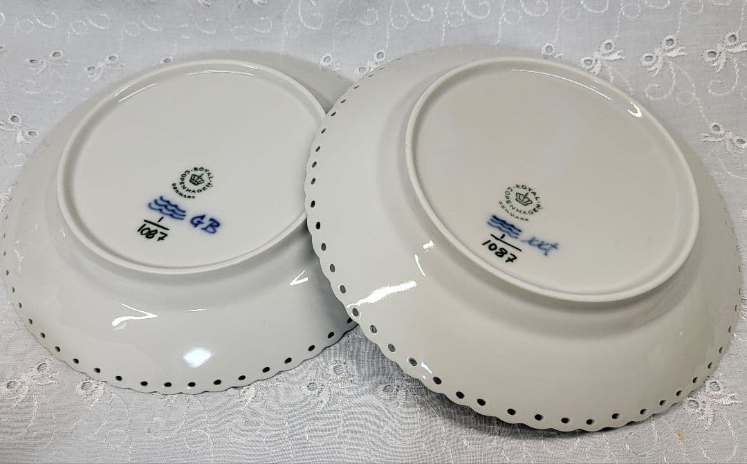 未使用近✨ロイヤルコペンハーゲン ブルーフルーテッド フルレース プレート 皿②