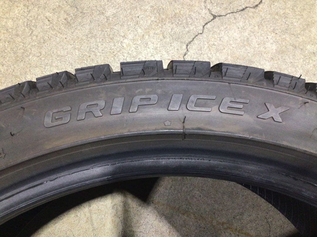 激安 225/40R18 グリップマックス スタッドレス 4本 送料込み