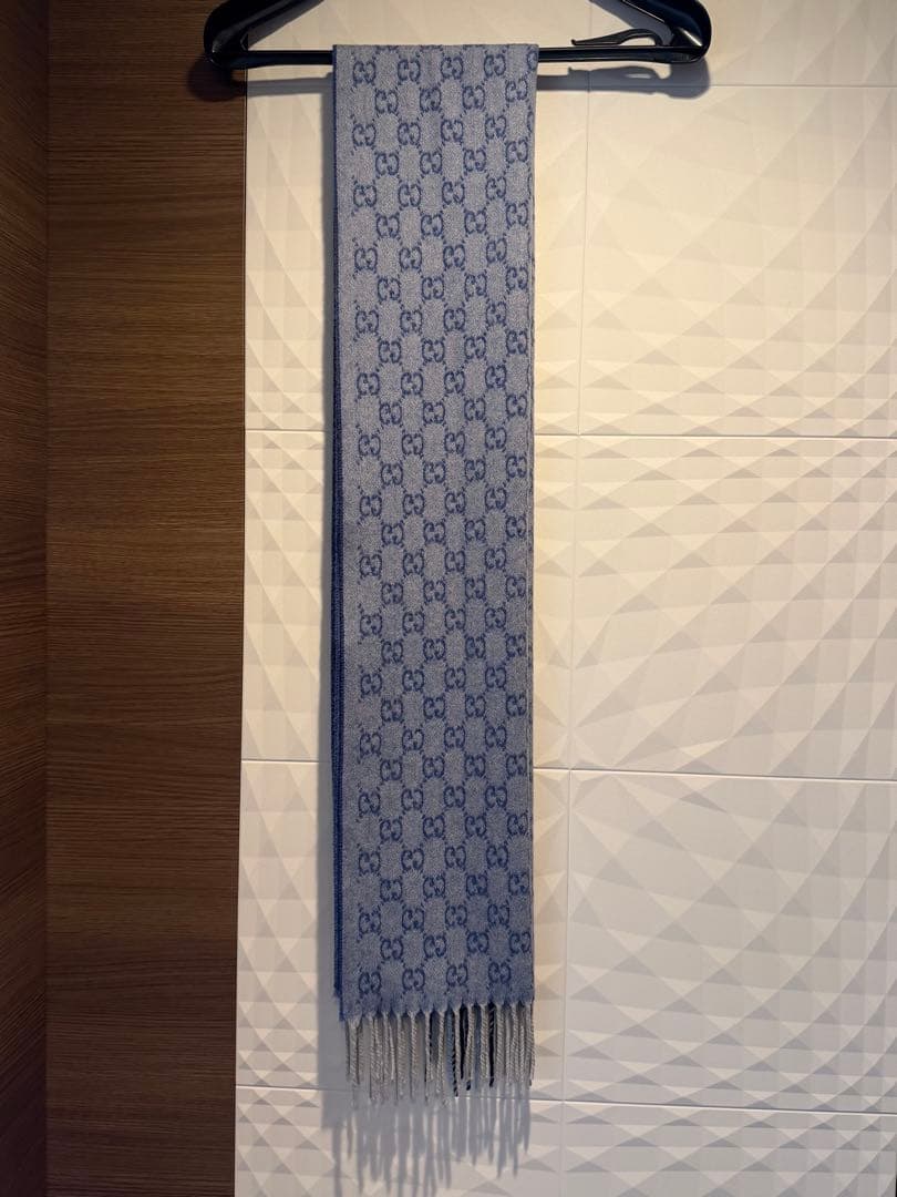 gucci カシミヤマフラー　メンズ　ユニセックス