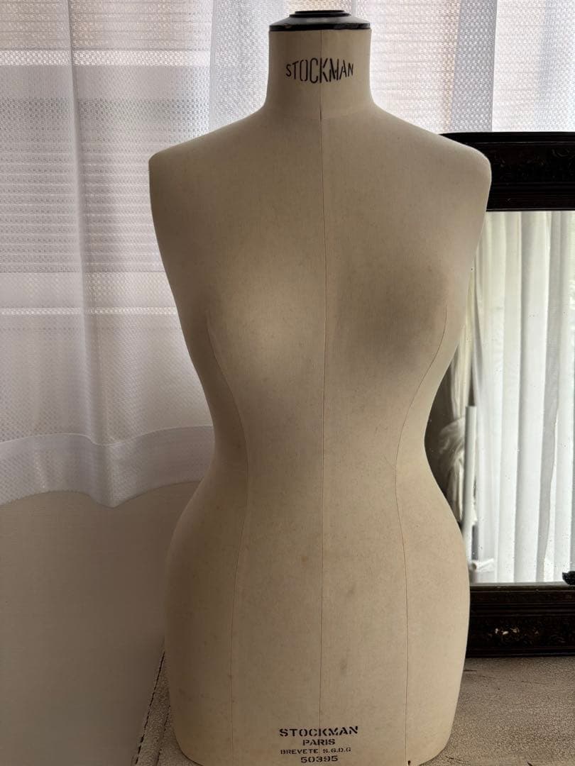 本日限定価格！レディーストルソー　ストックマン　38 インテリアに